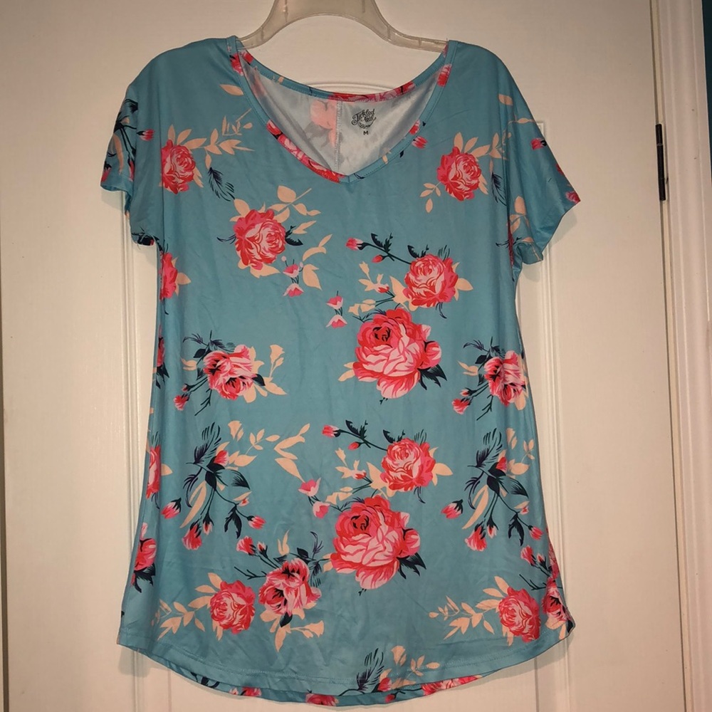 Beautiful floral pattern v neck dri-fit shirt